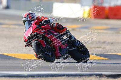 media/Dec-18-2022-SoCal Trackdays (Sun) [[8099a50955]]/Turn 2 (950am)/